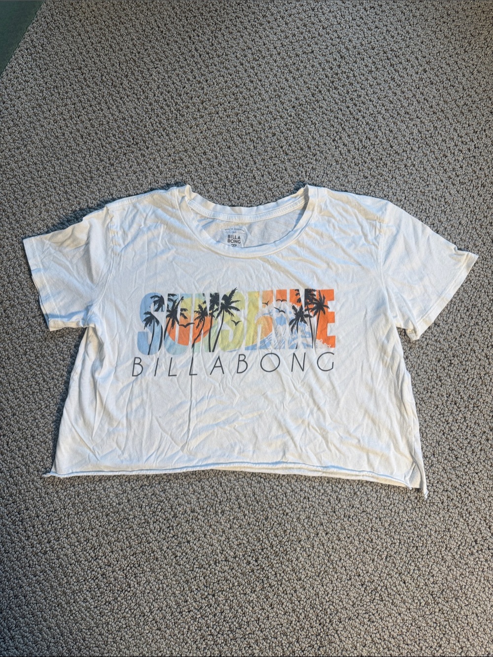 Billabong White Crop Tee with Sunshine Tropical Graphic- Large